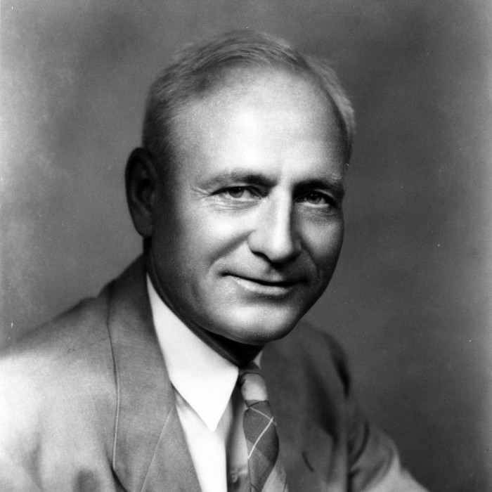 Gus Tebell